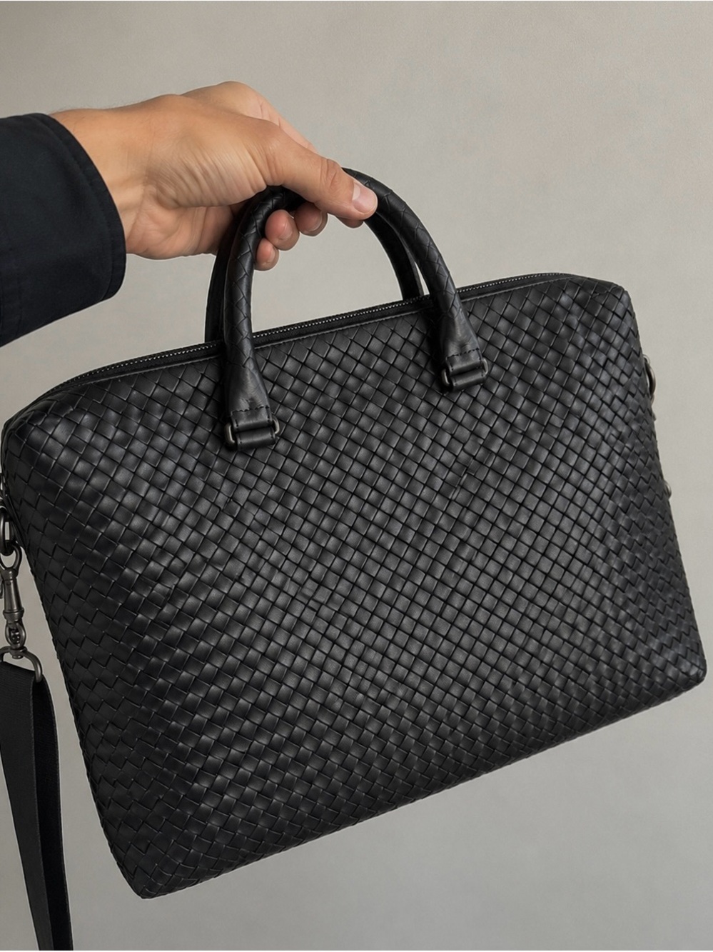 Bottega Veneta Intrecciato Woven Black Leather Briefcase / Messenger Bag